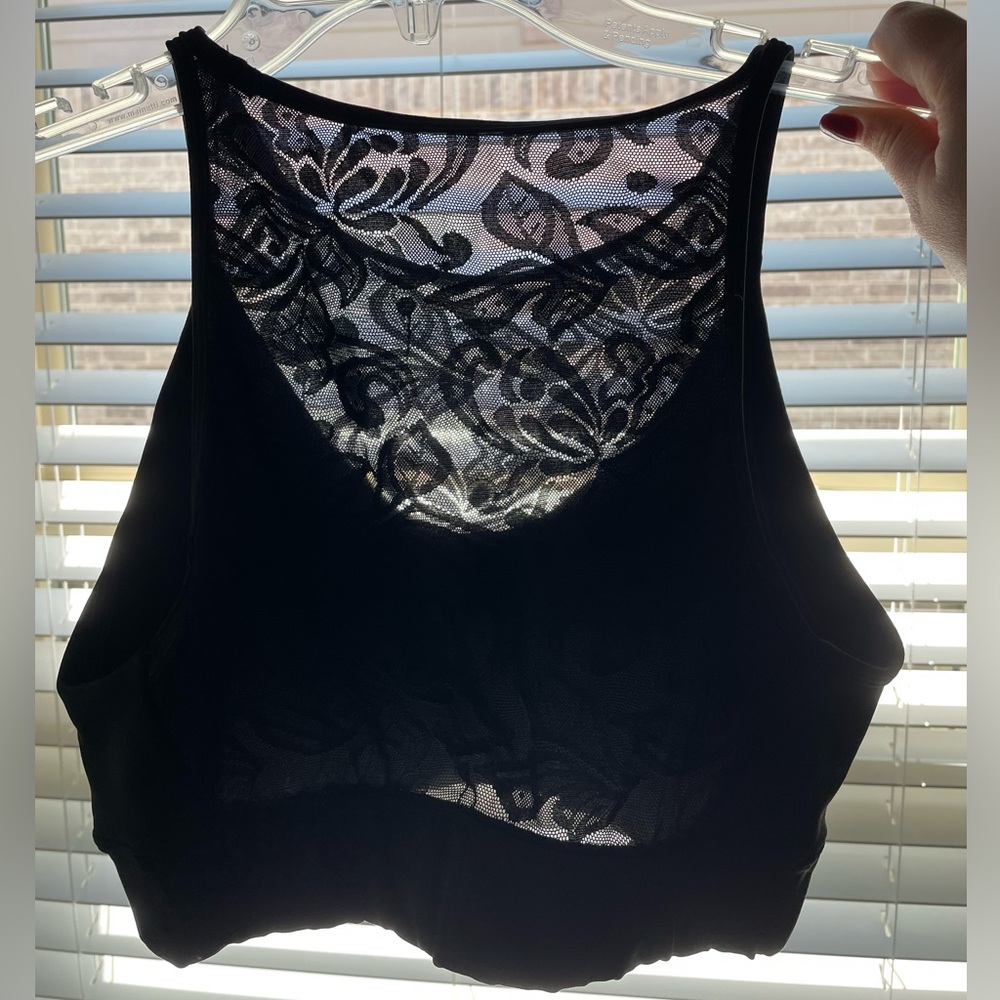 DYI Black Lace Bra Size M, great condition! 🖤✨